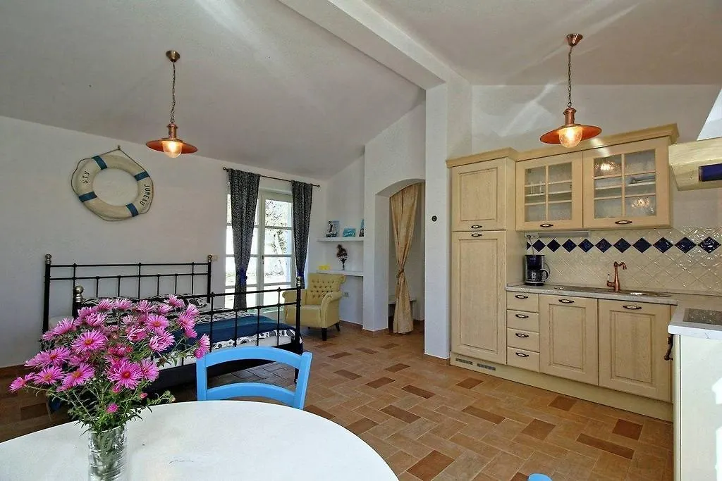Villa Dvori Na Brigu Pazin Holiday home