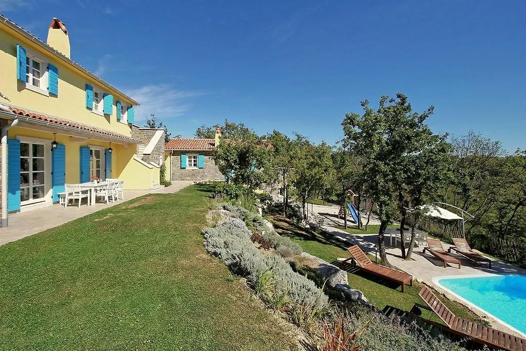 Holiday home Villa Dvori Na Brigu Pazin Croatia