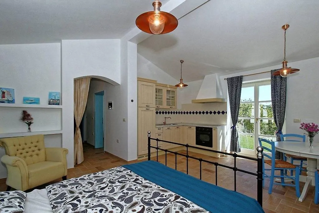 Holiday home Villa Dvori Na Brigu Pazin Croatia